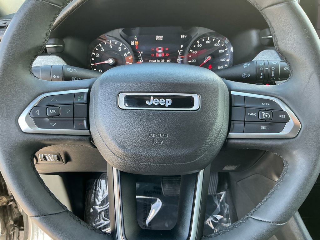 Used 2024 Jeep Compass Latitude image 19