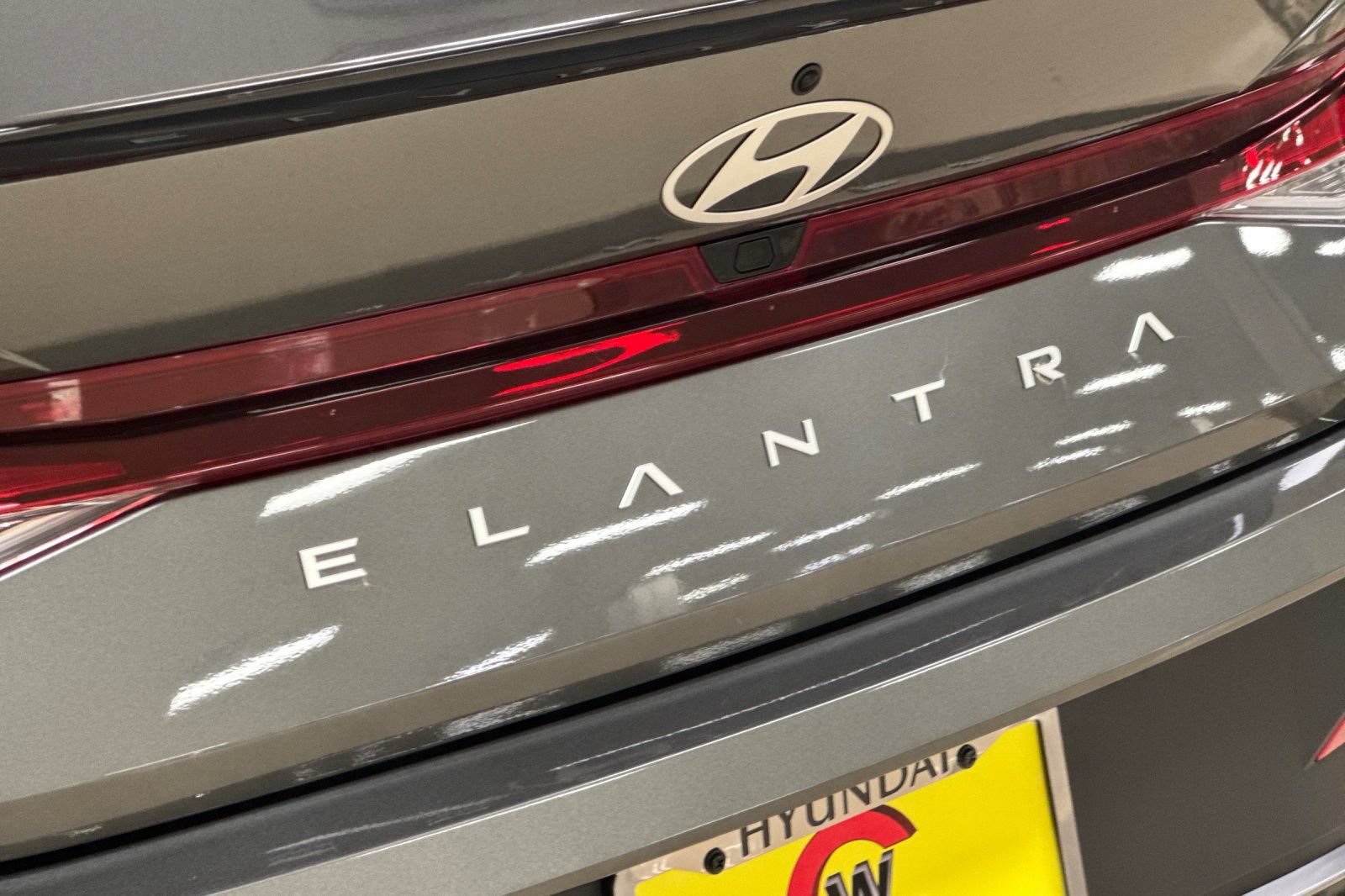 New 2026 Hyundai Elantra Sport FWD image 25