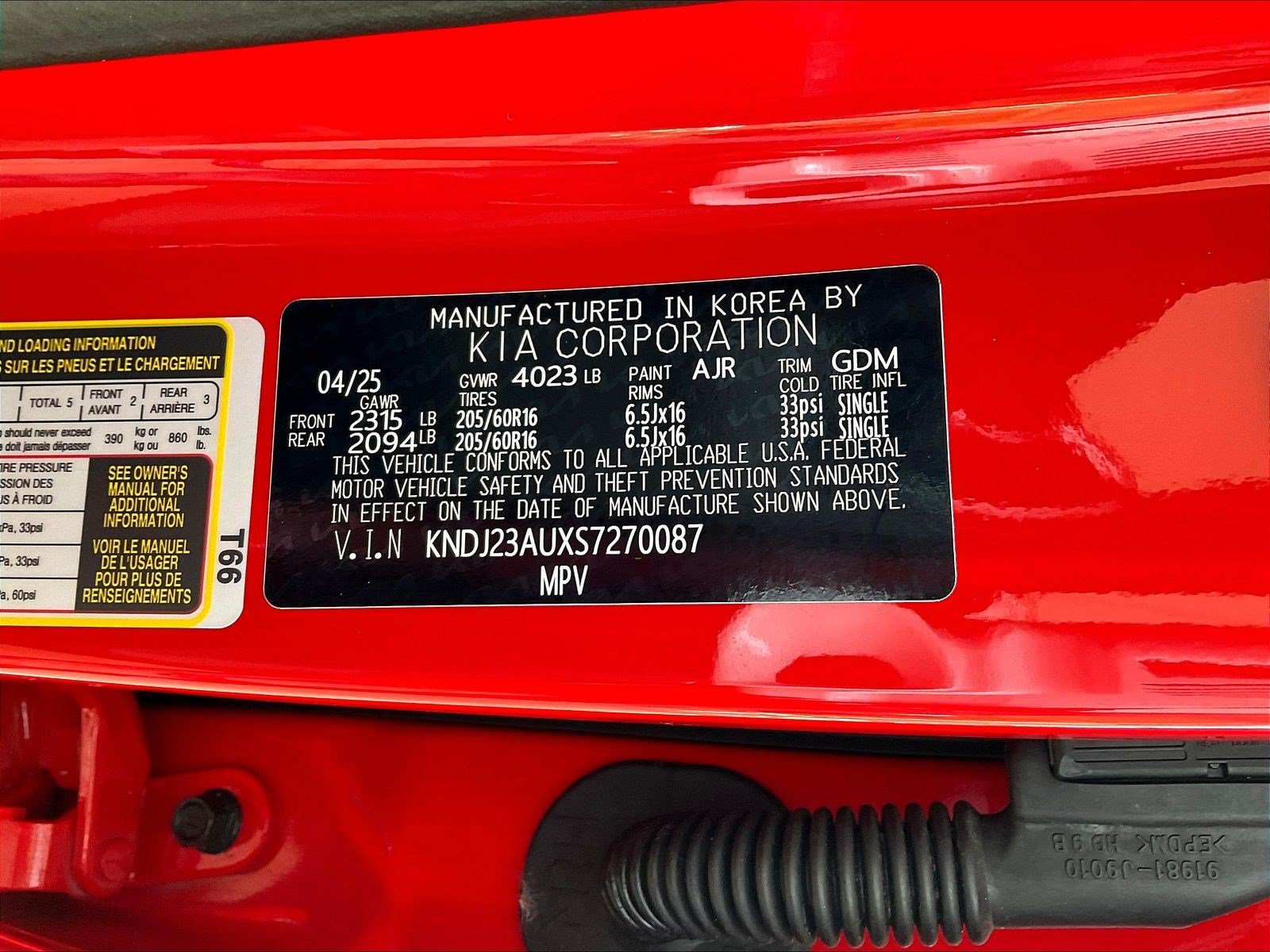 Used 2025 Kia Soul LX w/ LX Technology Package FWD image 17