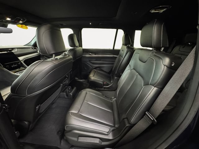 Used 2024 Jeep Grand Cherokee L Limited AWD/4WD image 24