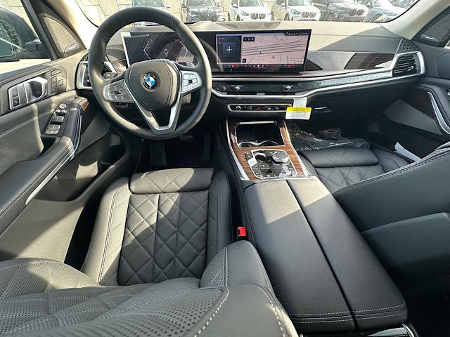 New 2026 BMW X7 xDrive40i image 7