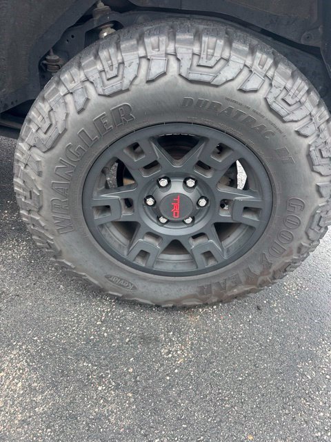 Used 2024 Toyota 4Runner TRD Off-Road Premium w/ Moonroof Package AWD/4WD image 11
