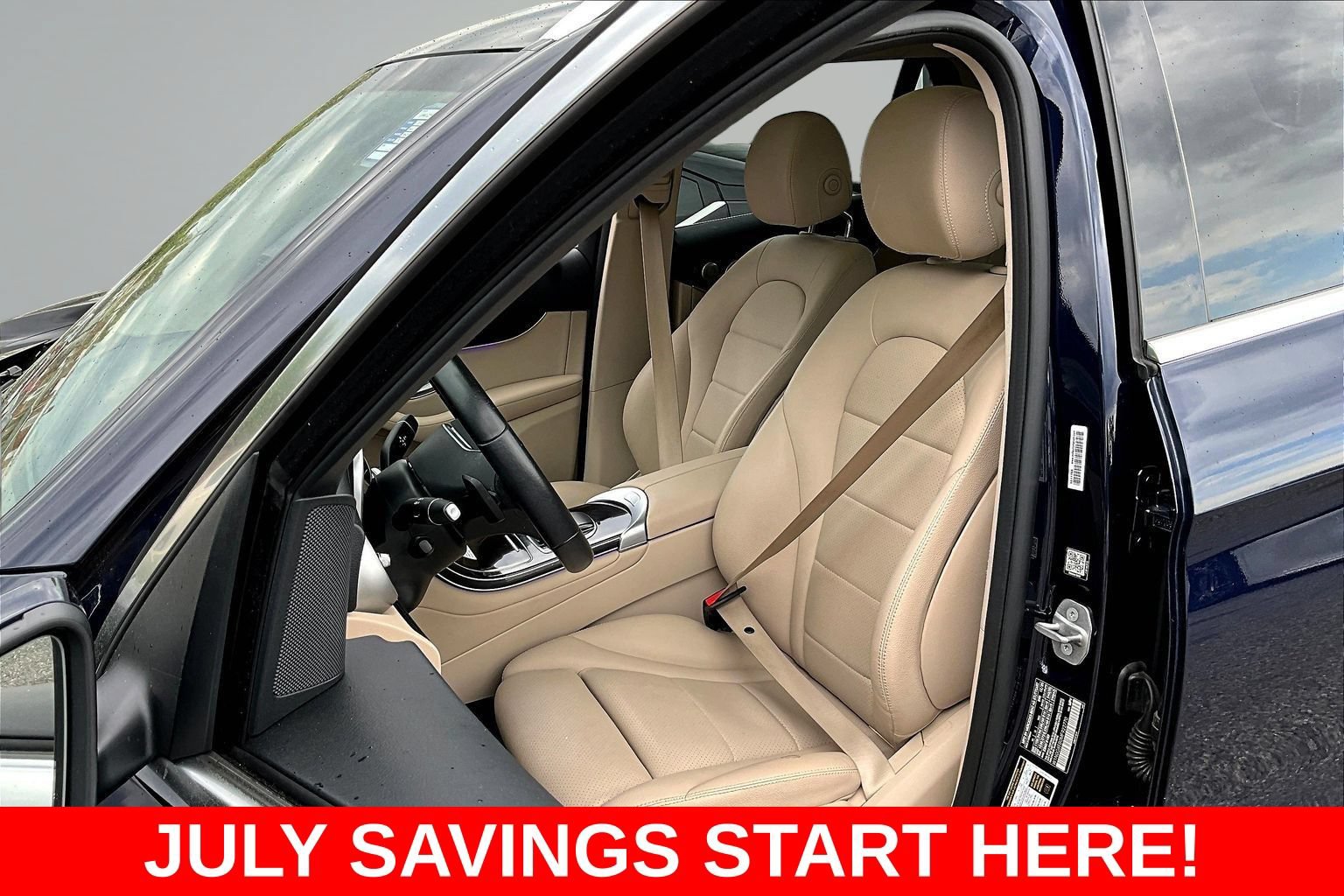 Used 2021 Mercedes-Benz GLC 300 4MATIC image 26