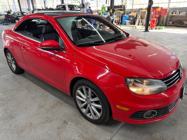 Used 2015 Volkswagen Eos Komfort FWD image 5