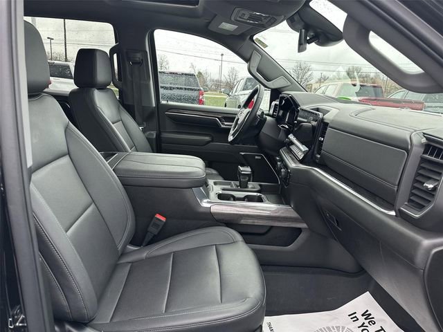 Certified 2024 Chevrolet Silverado 1500 LTZ w/ LTZ Premium Package AWD/4WD image 28