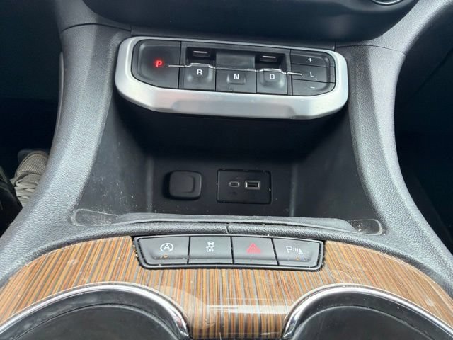 Used 2020 GMC Acadia SLE w/ Driver Convenience Package FWD image 38