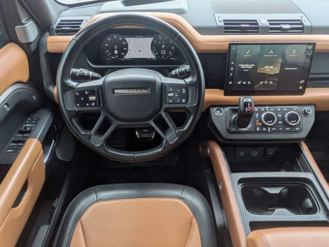 Used 2023 Land Rover Defender 130 X AWD/4WD image 17