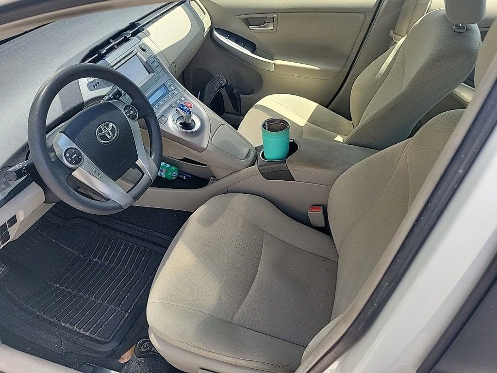 Used 2015 Toyota Prius Two image 5
