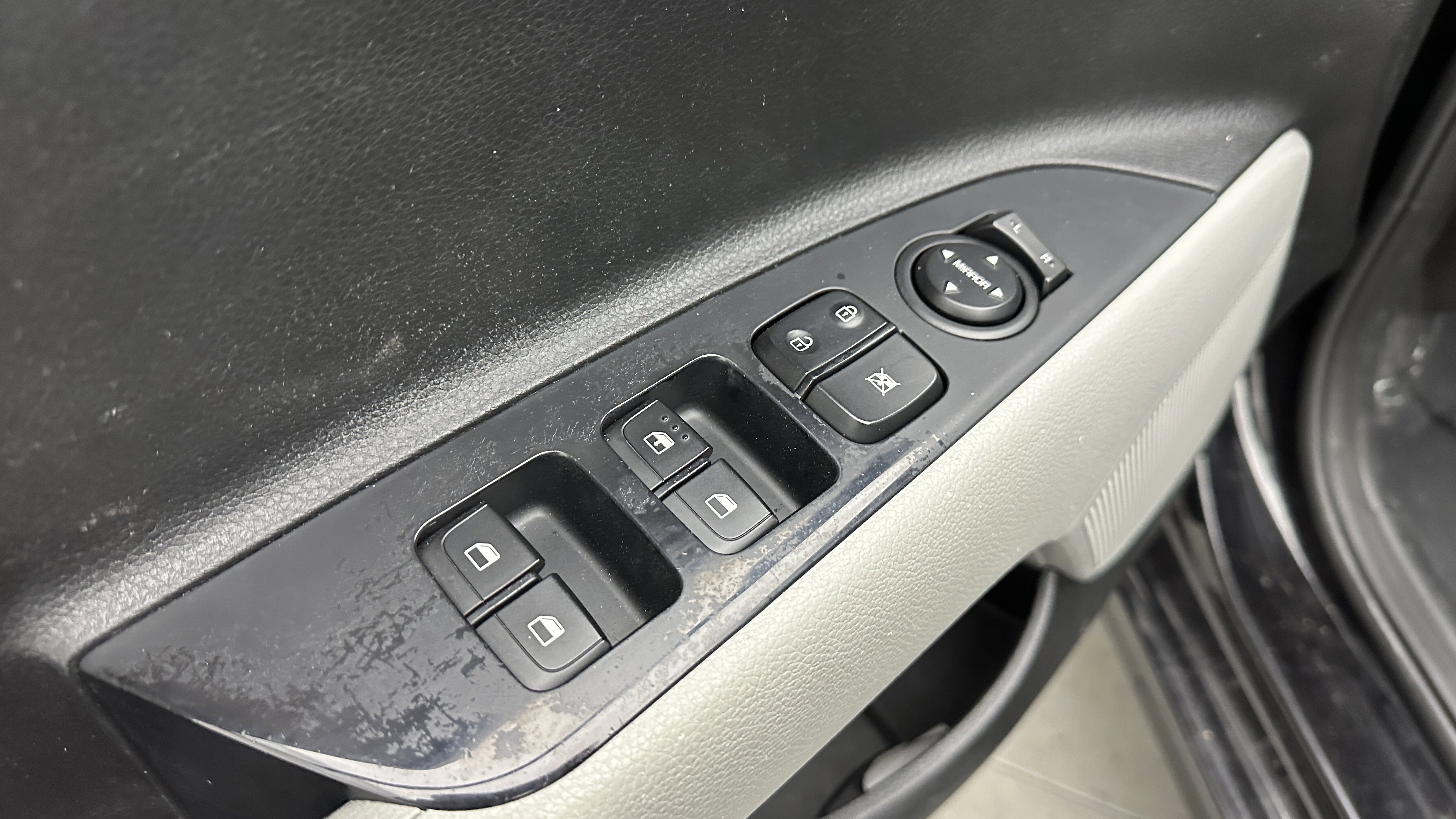 Used 2018 Kia Rio S image 11