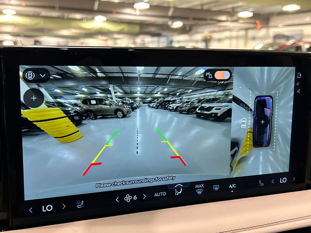 Used 2026 Lincoln Aviator AWD image 17