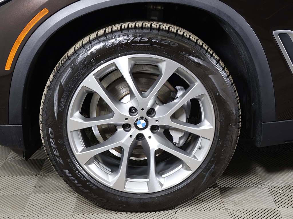 Used 2021 BMW X5 xDrive40i w/ Premium Package 2 image 26