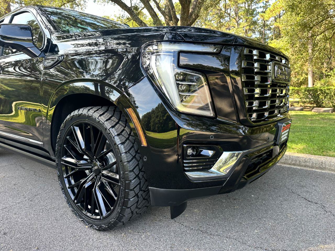 Used 2025 GMC Yukon Denali w/ Denali Reserve Package AWD/4WD image 69