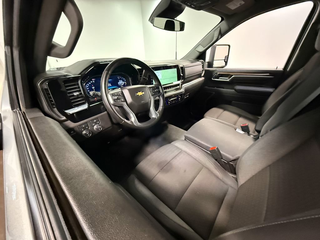 Used 2025 Chevrolet Silverado 2500 LT w/ Convenience Package AWD/4WD image 60