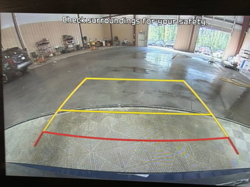 Used 2025 Kia Telluride S image 31