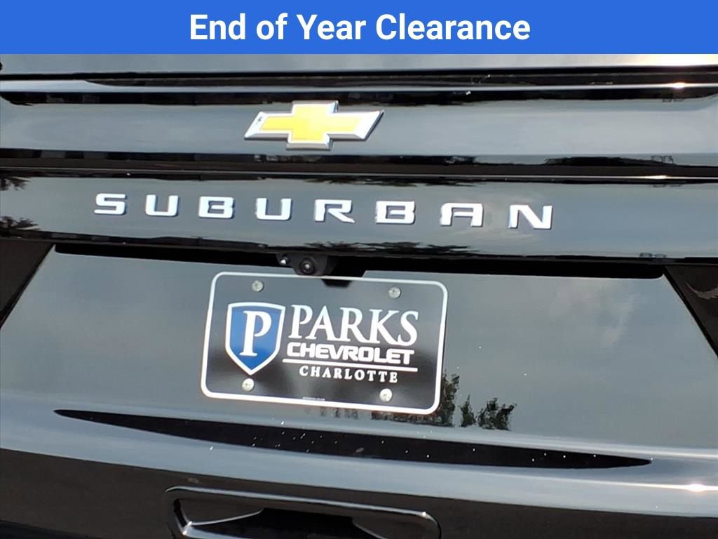 New 2025 Chevrolet Suburban LS image 30