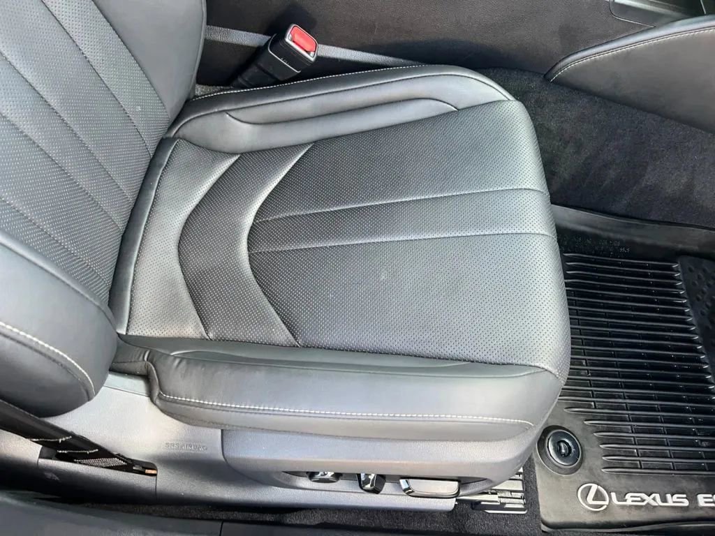 Used 2019 Lexus ES 350 F Sport w/ Accessory Package image 15