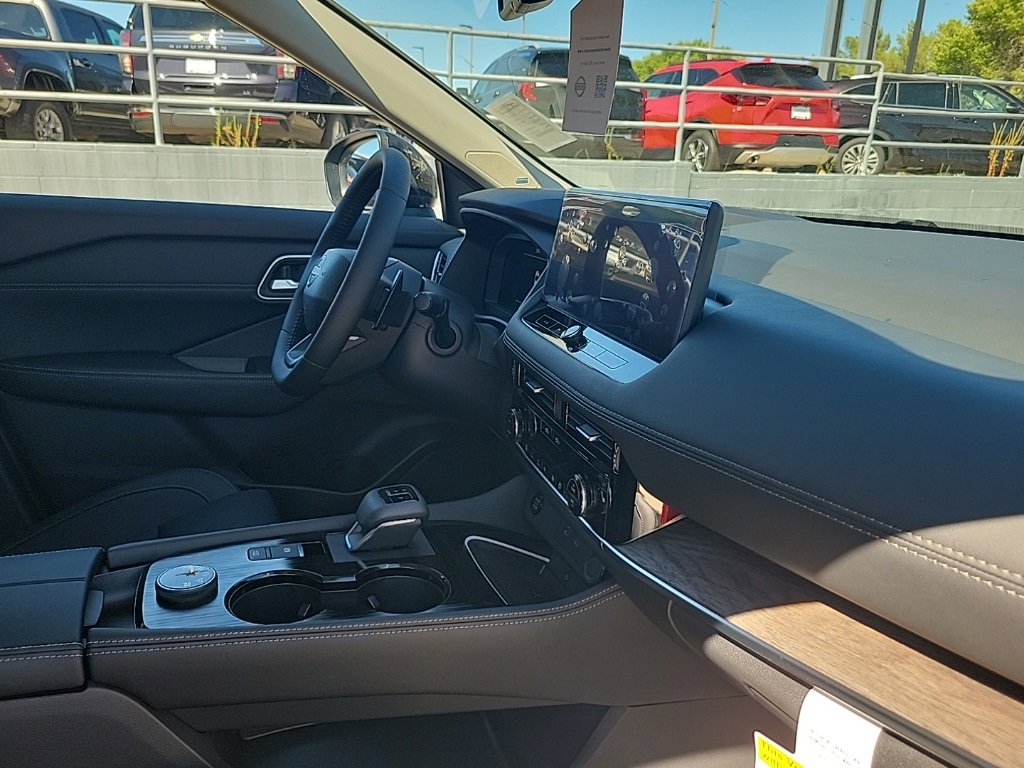 New 2026 Nissan Rogue Platinum w/ Platinum Premium Package image 42