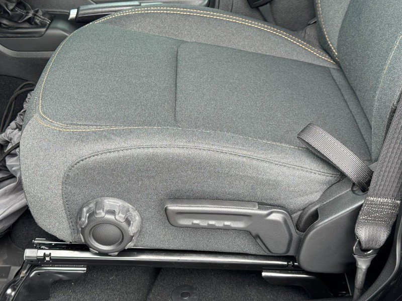 Used 2024 Jeep Gladiator Sport image 25