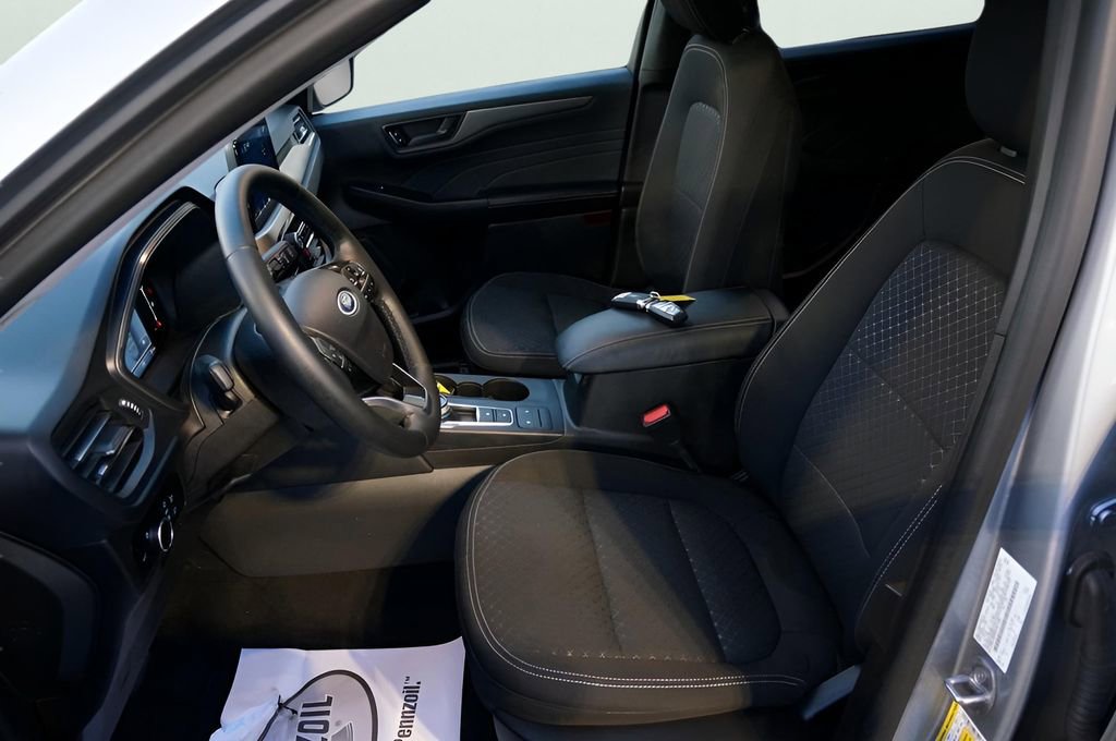 Used 2023 Ford Escape Active image 17
