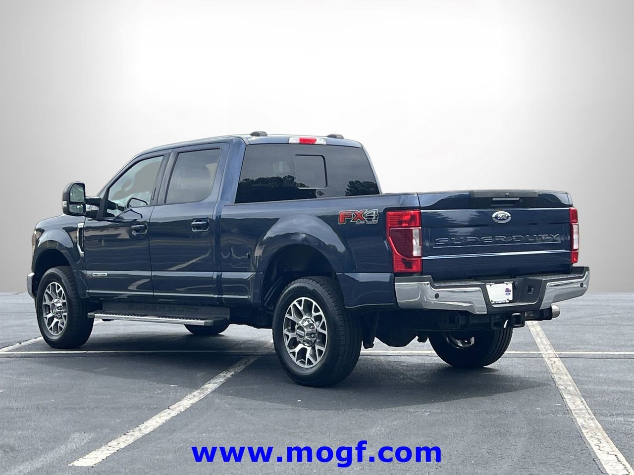 Used 2020 Ford F350 Lariat w/ Lariat Ultimate Package image 2