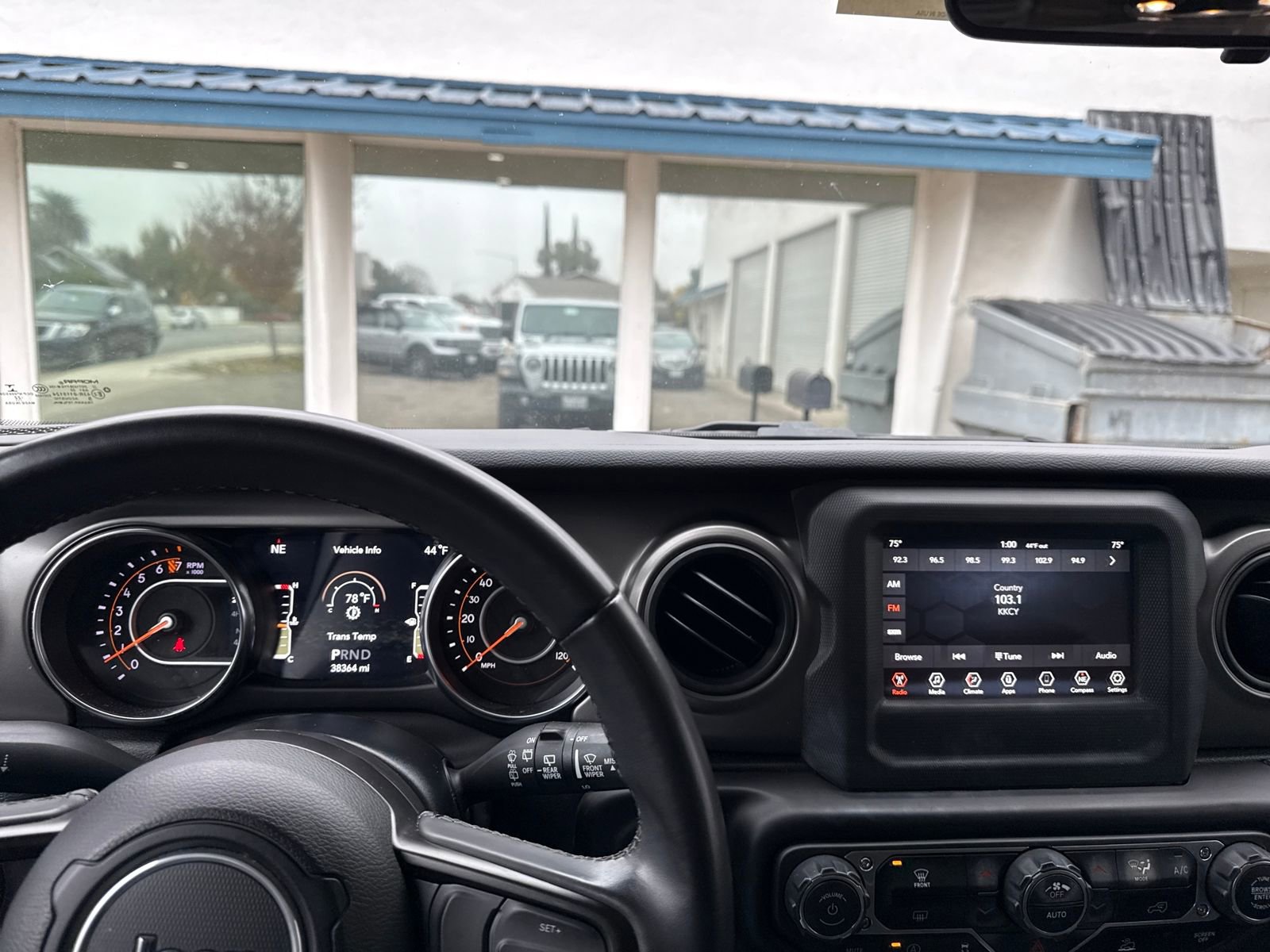 Used 2022 Jeep Wrangler Sport S image 13