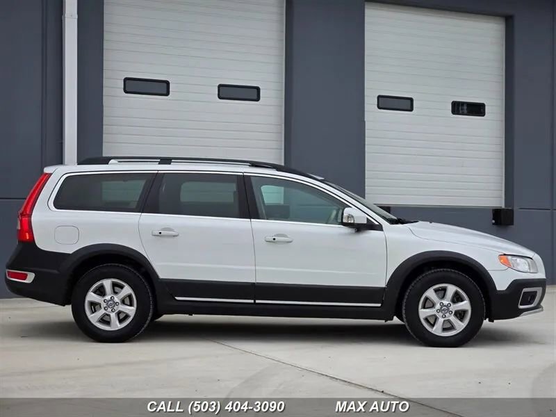 Used 2013 Volvo XC70 3.2 Premier Plus image 9