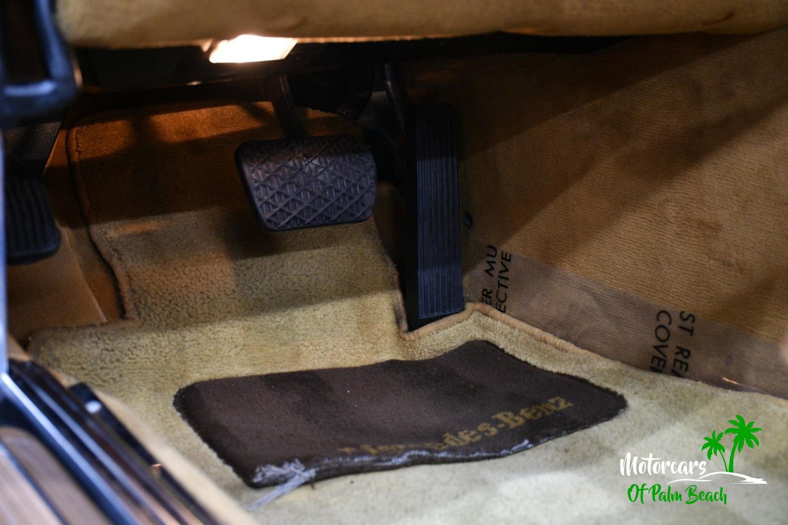 Used 1989 Mercedes-Benz 560 SL image 31