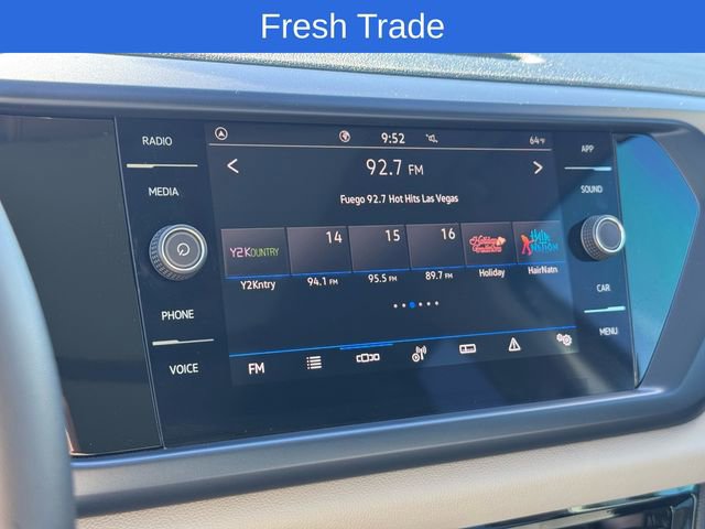 Certified 2023 Volkswagen Taos SE image 18