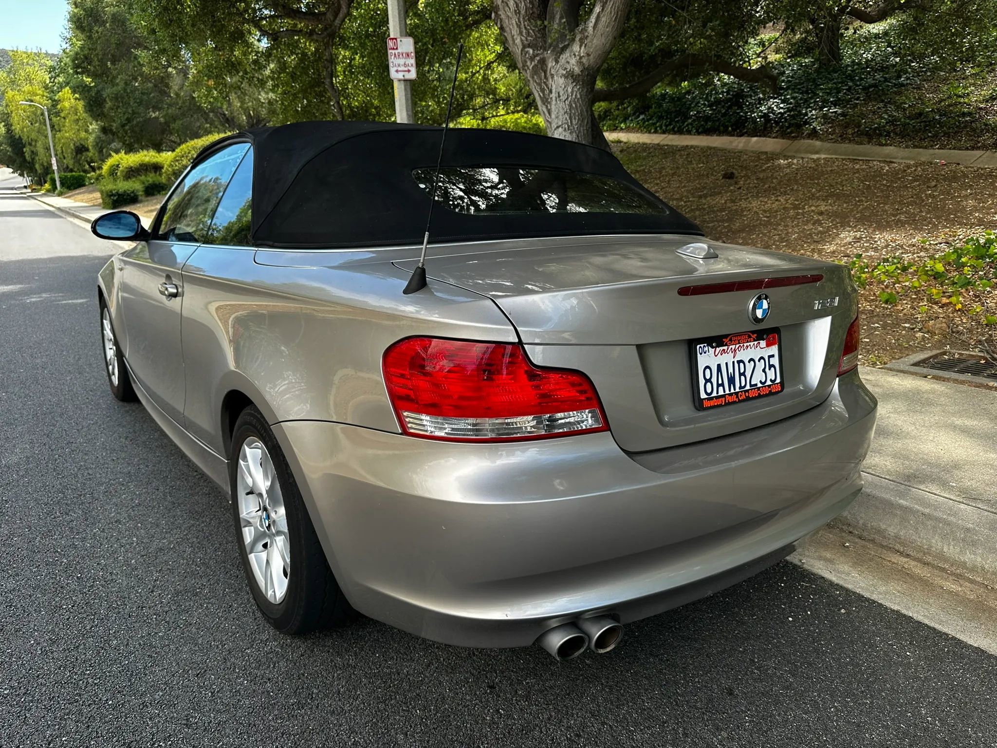 Used 2009 BMW 128i Convertible image 25