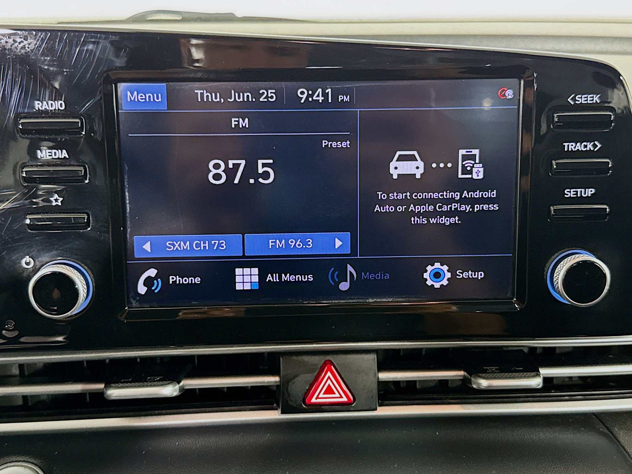 Used 2022 Hyundai Elantra SEL w/ Convenience Package FWD image 17