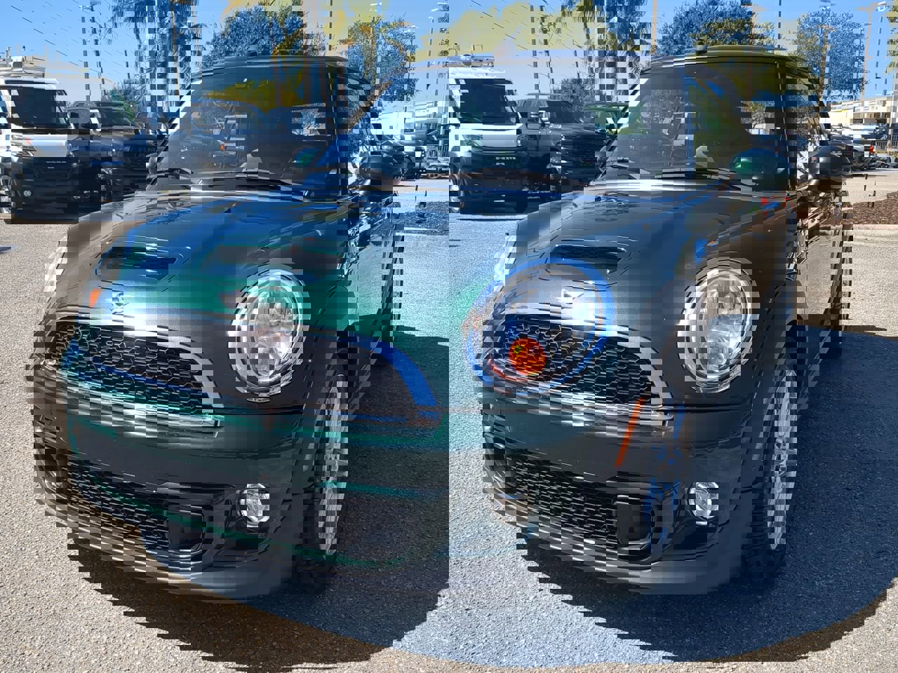 Used 2015 MINI Cooper S image 9