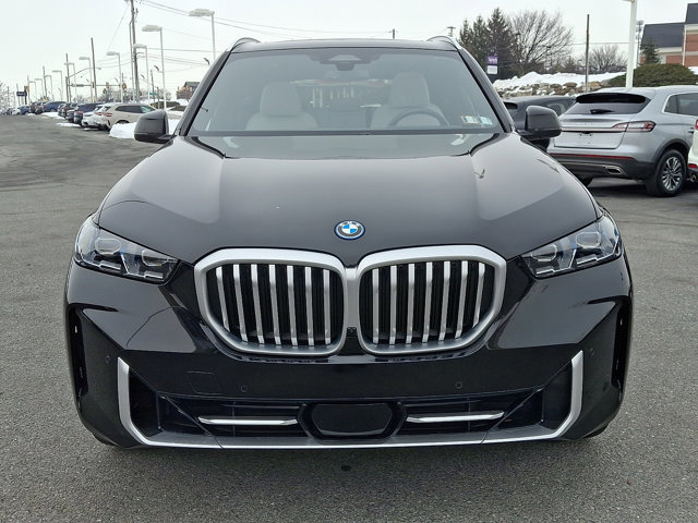 Certified 2025 BMW X5 xDrive50e w/ Climate Comfort Package video 2
