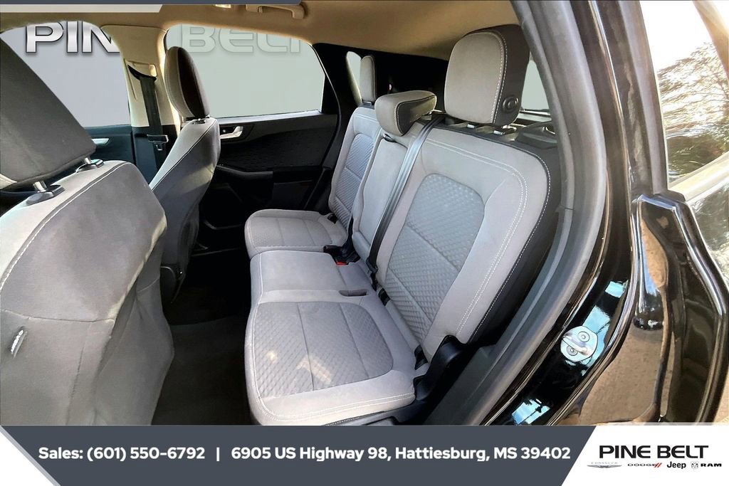 Used 2020 Ford Escape SE image 19