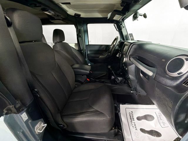 Used 2015 Jeep Wrangler Sport image 27