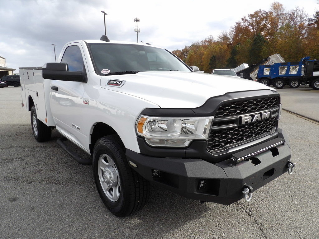 Used 2022 RAM 2500 Tradesman RWD image 11
