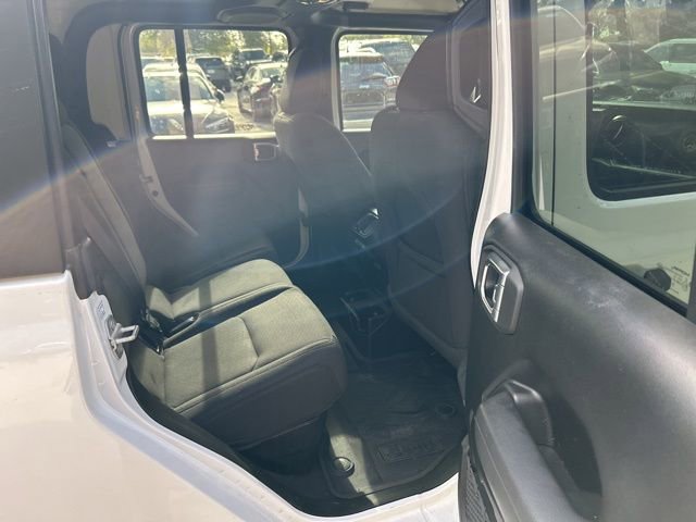 Used 2022 Jeep Gladiator Willys image 8