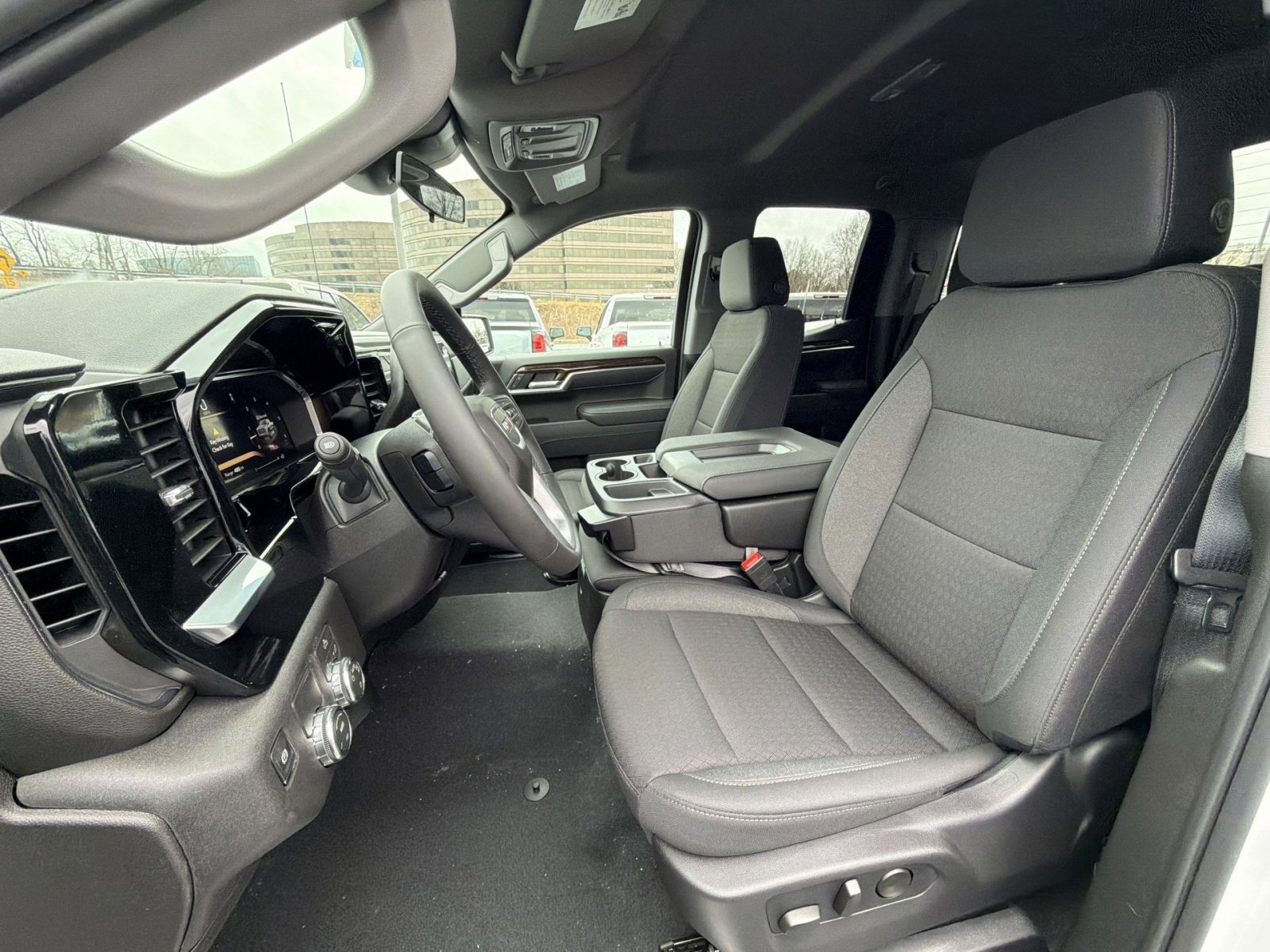 New 2026 GMC Sierra 1500 SLE image 13