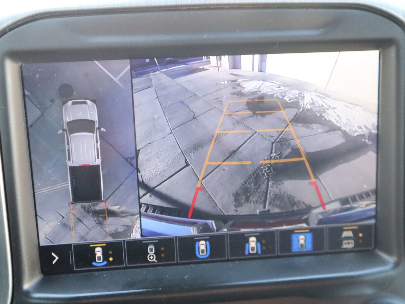 Used 2023 GMC Sierra 2500 Denali image 44