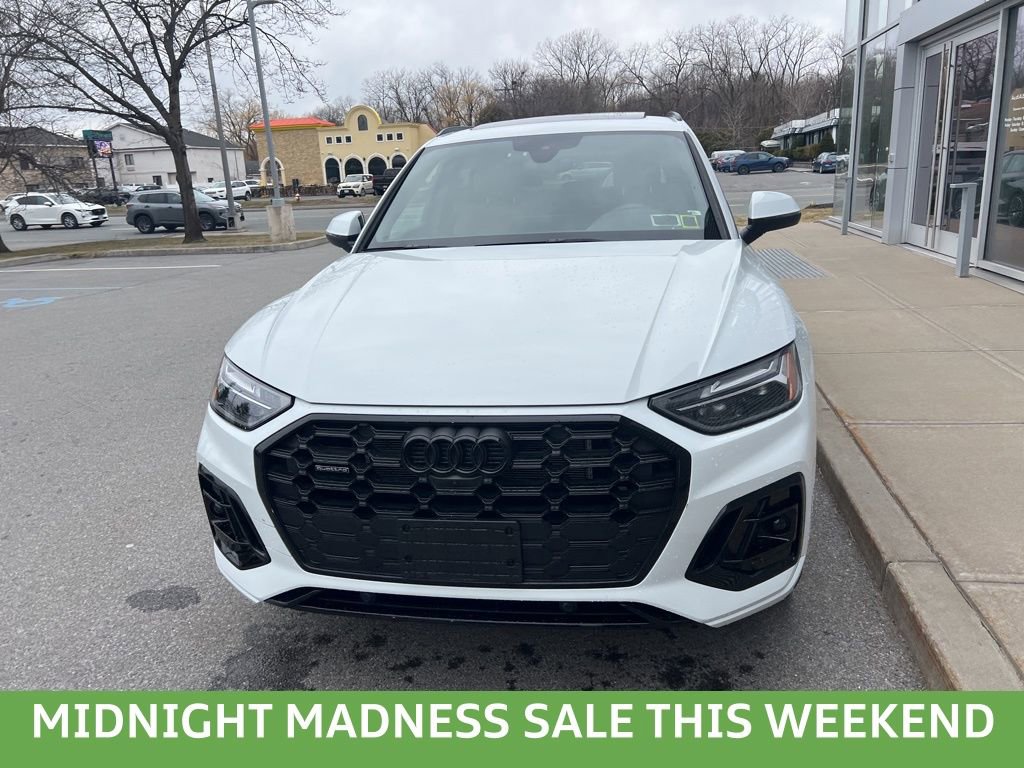 Used 2024 Audi Q5 e Premium Plus w/ Premium Plus Package image 38