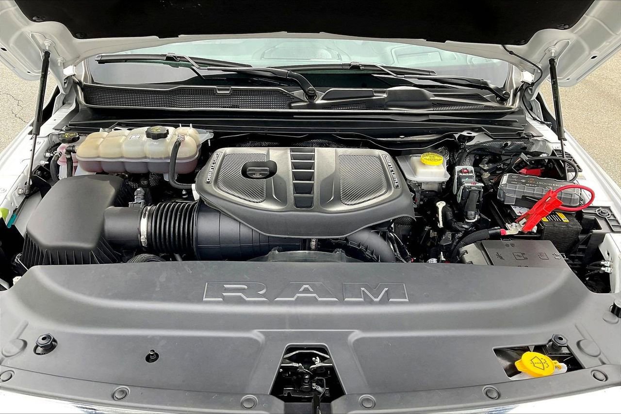 Used 2025 RAM 1500 Tungsten image 40