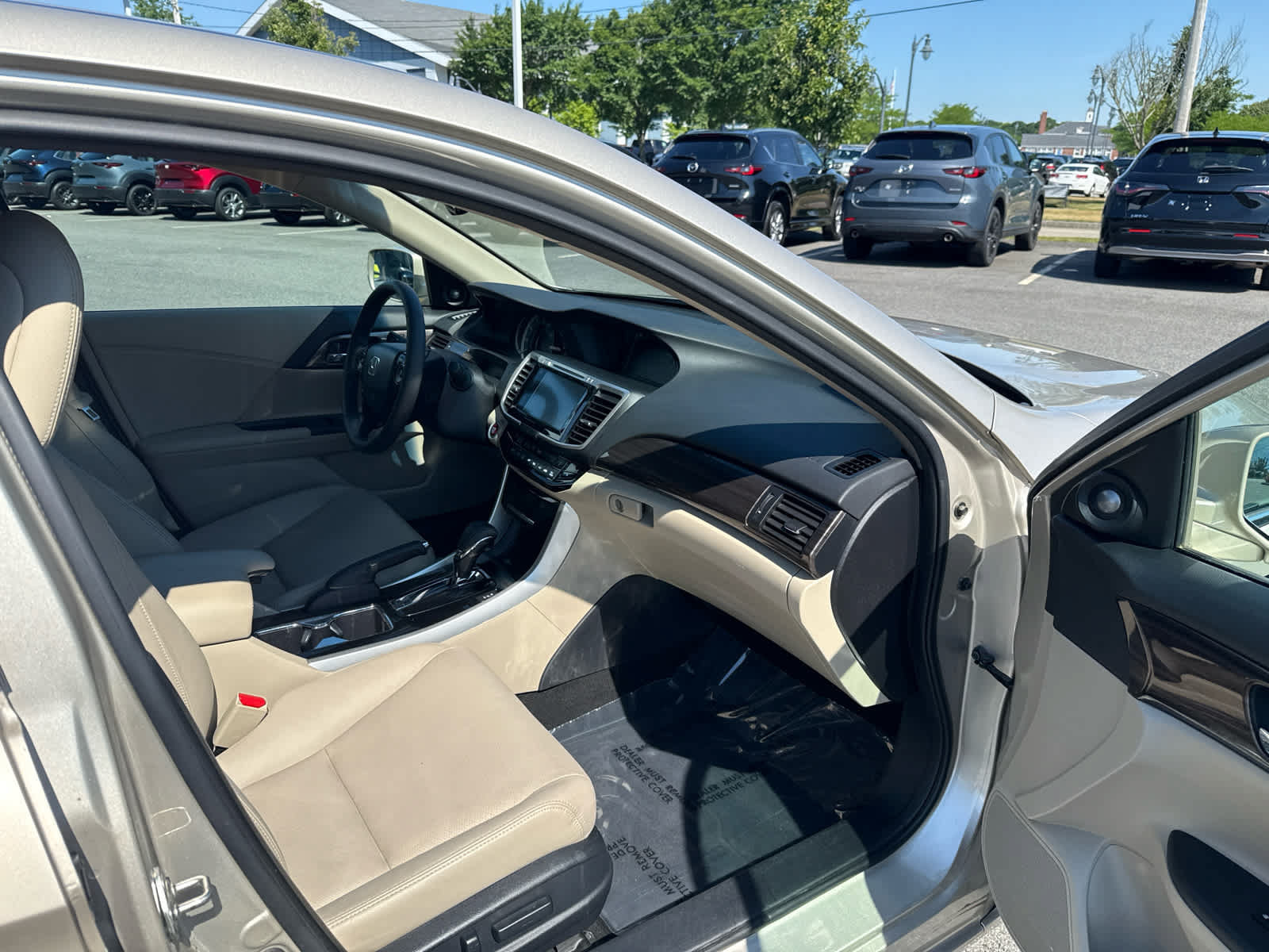 Used 2017 Honda Accord EX-L image 23