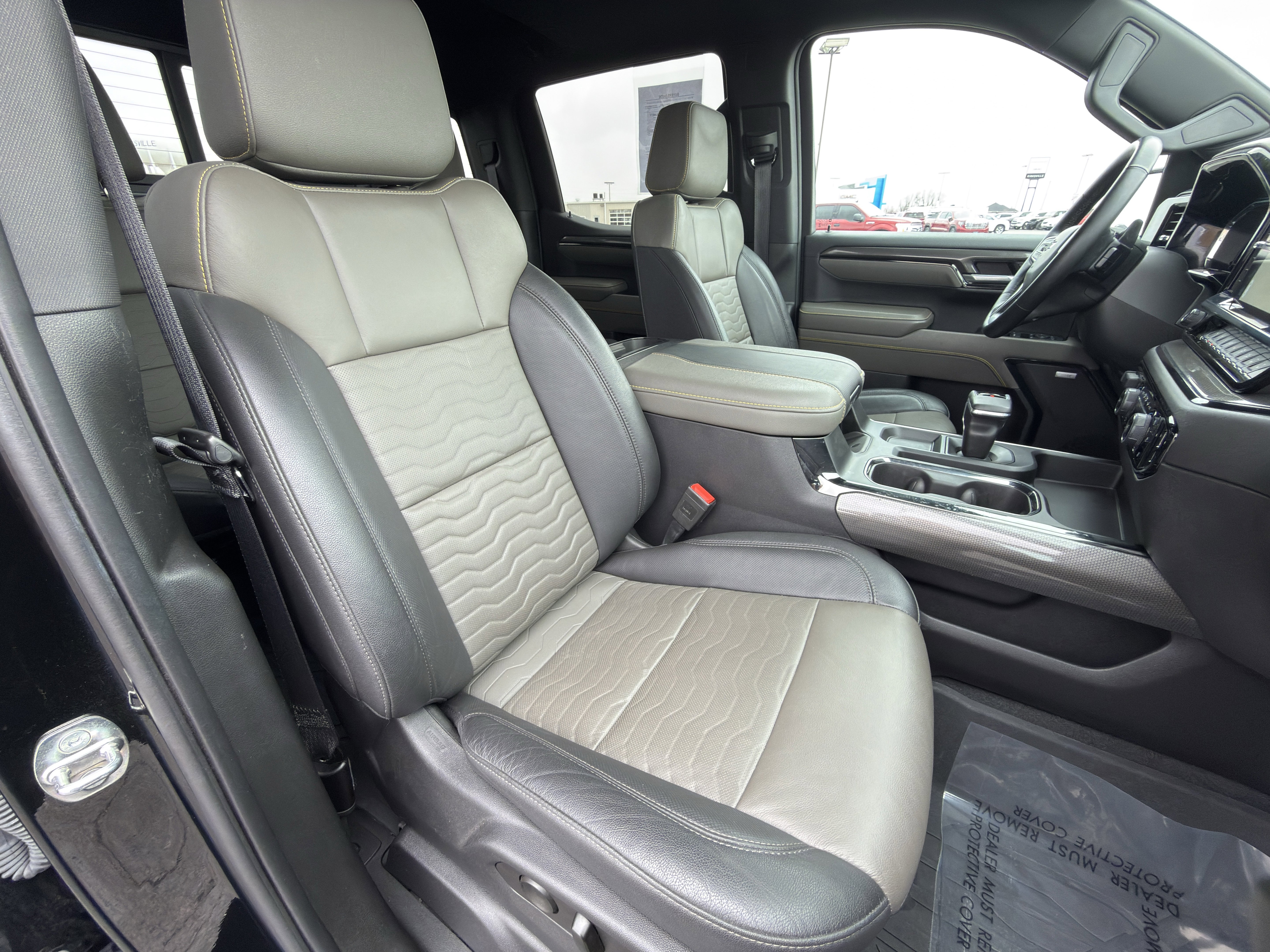 Used 2023 Chevrolet Silverado 1500 ZR2 w/ Technology Package image 13