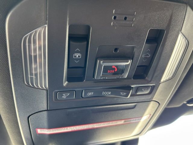 Used 2023 Toyota Highlander Platinum image 28