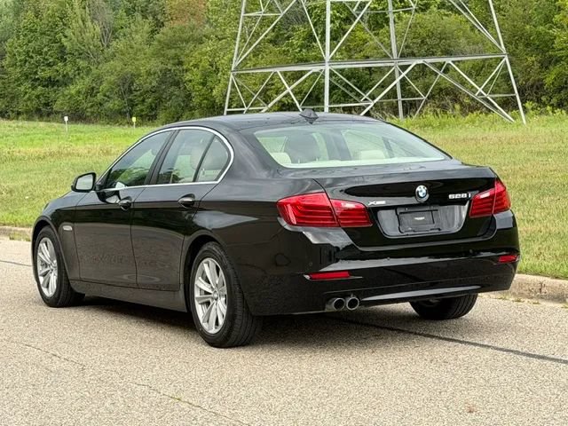 Used 2015 BMW 528i xDrive Sedan AWD/4WD image 13
