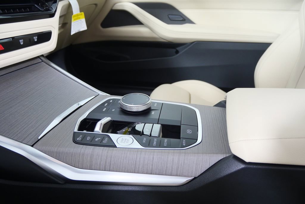 Used 2026 BMW 430i Coupe w/ Premium Package RWD image 18