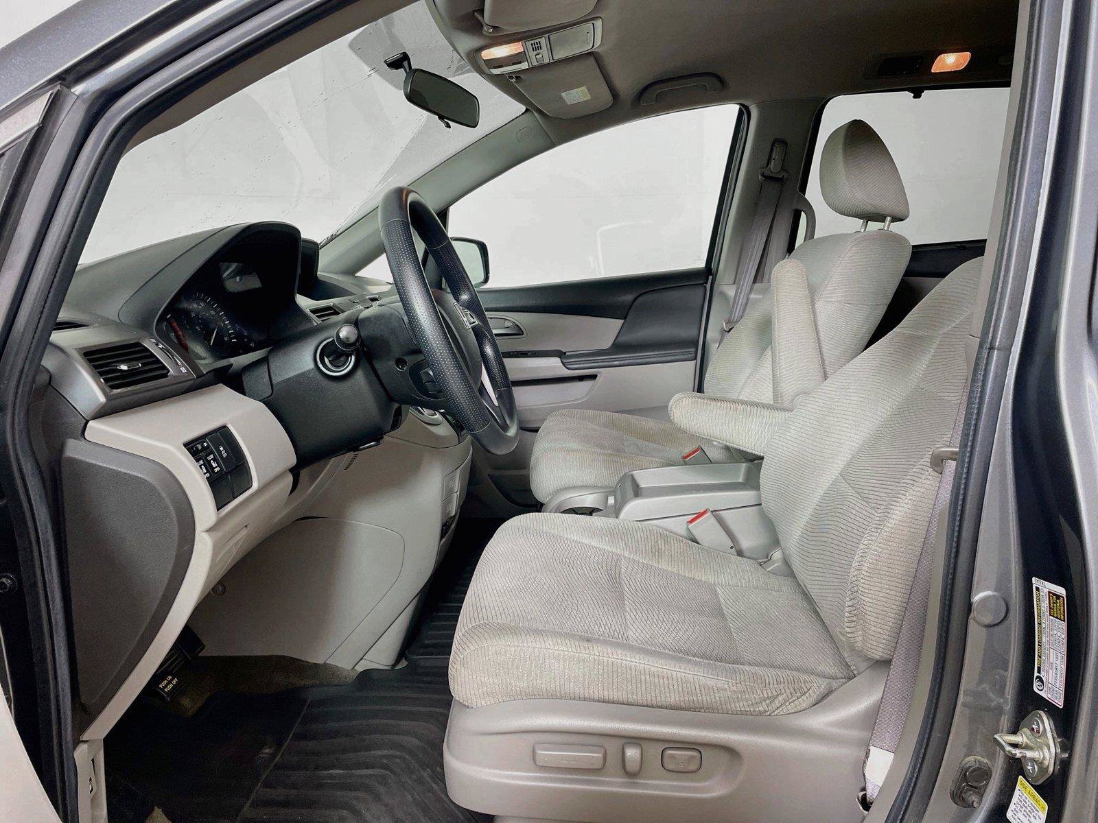 Used 2013 Honda Odyssey EX image 5