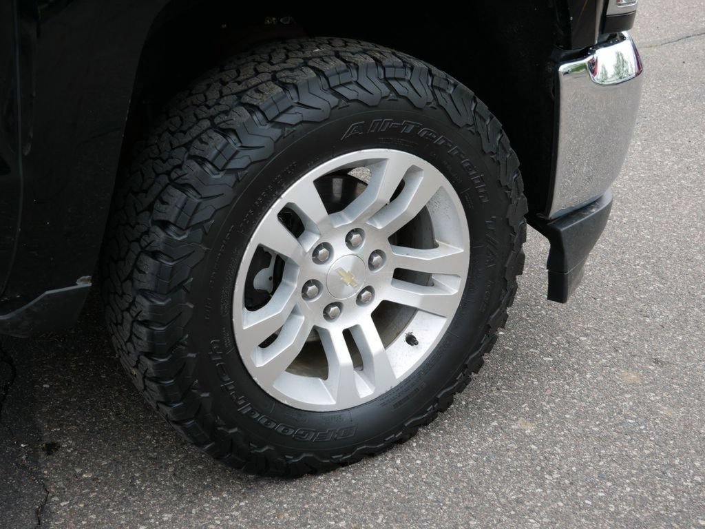 Used 2018 Chevrolet Silverado 1500 LT w/ All Star Edition AWD/4WD image 13