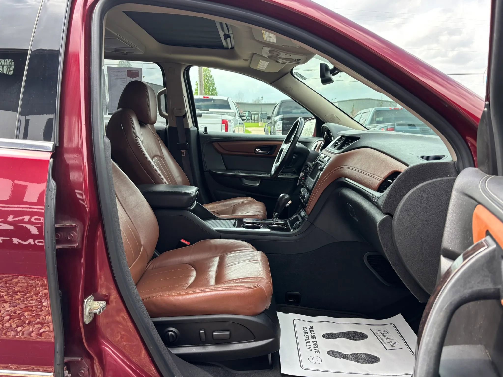 Used 2015 Chevrolet Traverse LTZ image 16