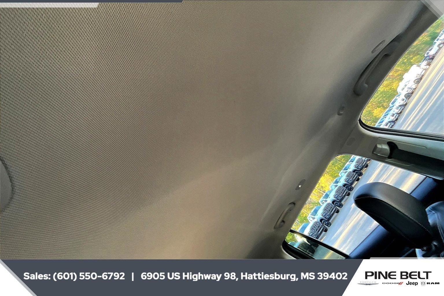 Used 2023 Jeep Grand Cherokee L Limited image 15