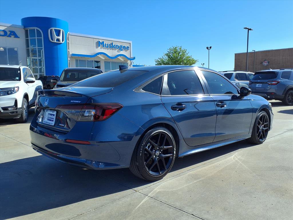 Used 2025 Honda Civic Sport image 2